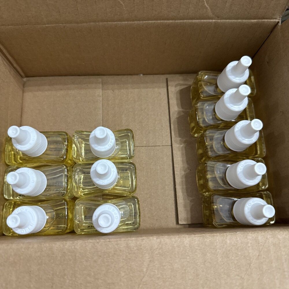 HomeWorx Plug In Scents Slatkin Oil Refills 5 Wisteria Vine, 6 Wild Honeysuckle